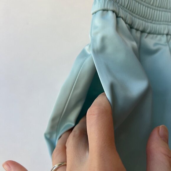 ❤️ T Alexander Wang Satin Track shorts in Celadon , Size XS H40 - Picture 4 of 7